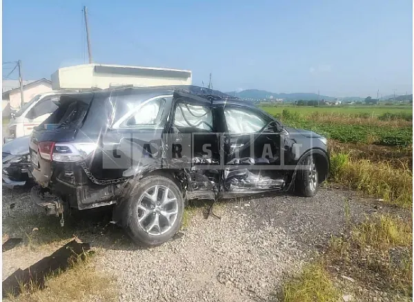 Photo 2 of 6: 2016 Kia Sorento — Korean insurance auction
