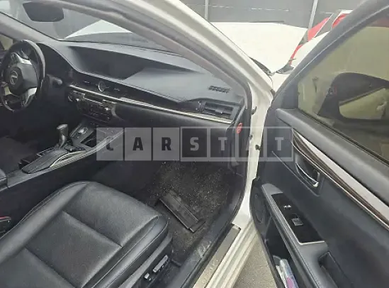 Photo 2 of 18: 2017 Lexus Es 350 — Korean insurance auction