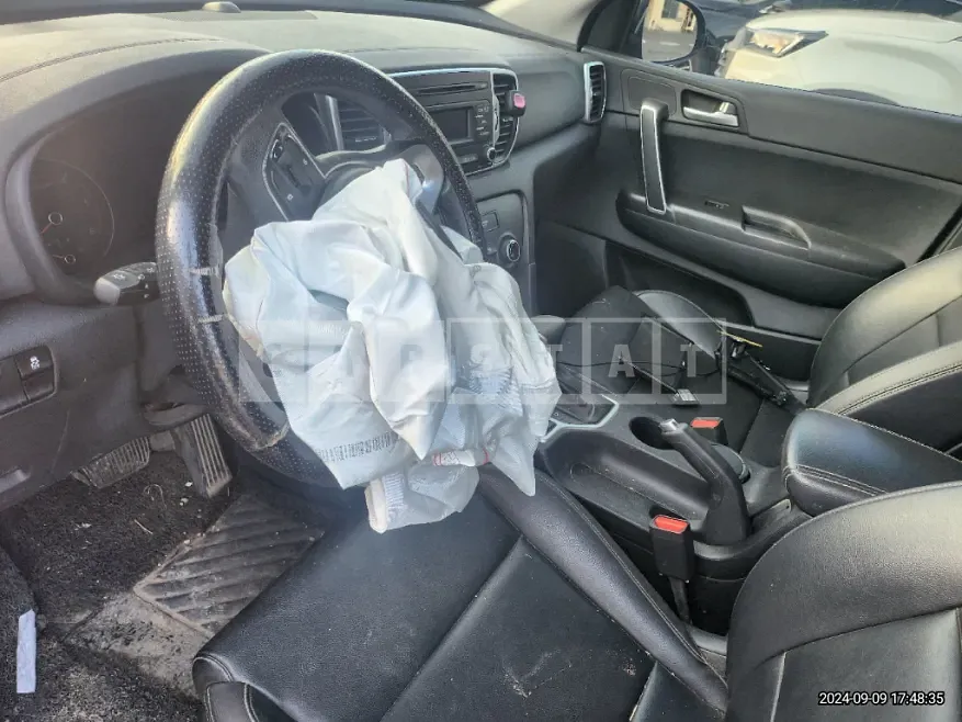 Photo 2 of 11: 2016 Kia Sportage — Korean insurance auction