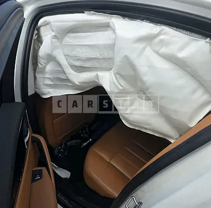 Photo 2 of 12: 2018 BMW 520d — Korean insurance auction