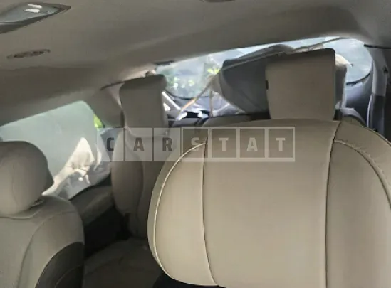 Photo 2 of 42: 2025 Kia Carnival — Korean insurance auction