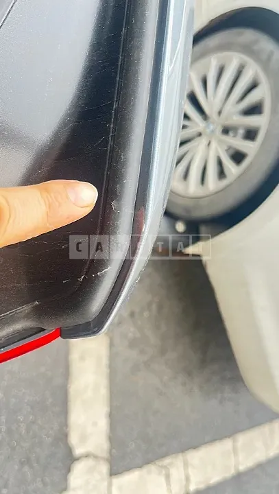 Photo 2 of 7: 2018 BMW 530i — Korean insurance auction