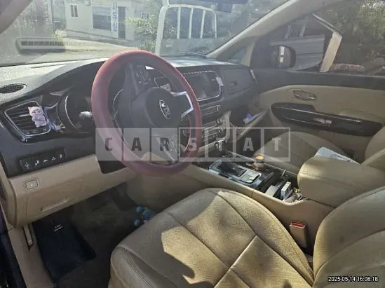 Photo 2 of 9: 2016 Kia Carnival — Korean insurance auction
