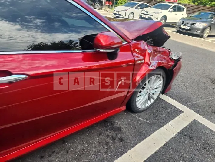 Photo 2 of 24: 2018 Toyota Camry Hybrid — Korean insurance auction