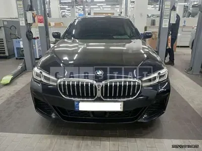Photo 1 of 40: 2021 BMW 520i, VIN WBA11BH09MWX21029 — Korean insurance auction