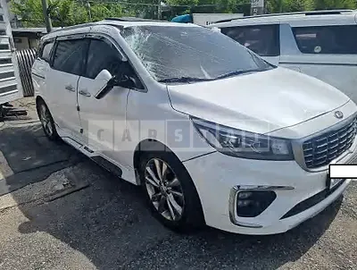 Photo 1 of 33: 2020 Kia Carnival — Korean insurance auction
