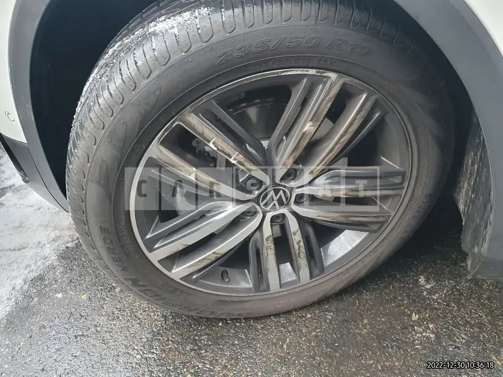 Photo 2 of 30: 2022 Volkswagen Tiguan, VIN WVGZZZ5NZNM106149 — Korean insurance auction