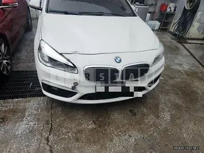 Photo 1 of 14: 2015 BMW Active Tourer, VIN WBA2C1101FV478876 — Korean insurance auction
