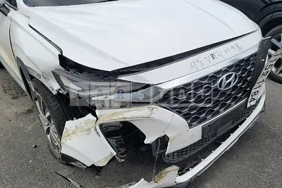 Photo 1 of 5: 2020 Hyundai Santa Fe, VIN KMHS281CBLU256464 — Korean insurance auction