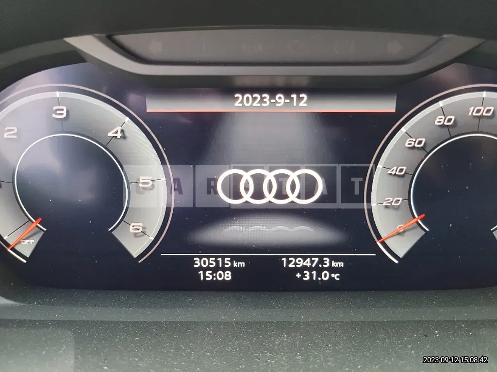 Photo 2 of 23: 2020 Audi Q3 35 TDI, VIN WAUZZZF3XL1111038 — Korean insurance auction