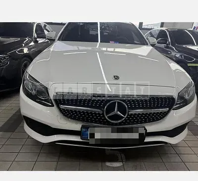 Photo 1 of 27: 2019 Mercedes-Benz E300 4Matic — Korean insurance auction