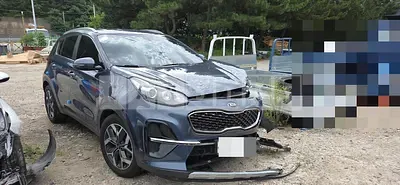 Photo 1 of 13: 2018 Kia Sportage — Korean insurance auction