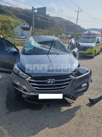 Photo 1 of 5: 2016 Hyundai Tucson, VIN KMHJ2815GGU131411 — Korean insurance auction