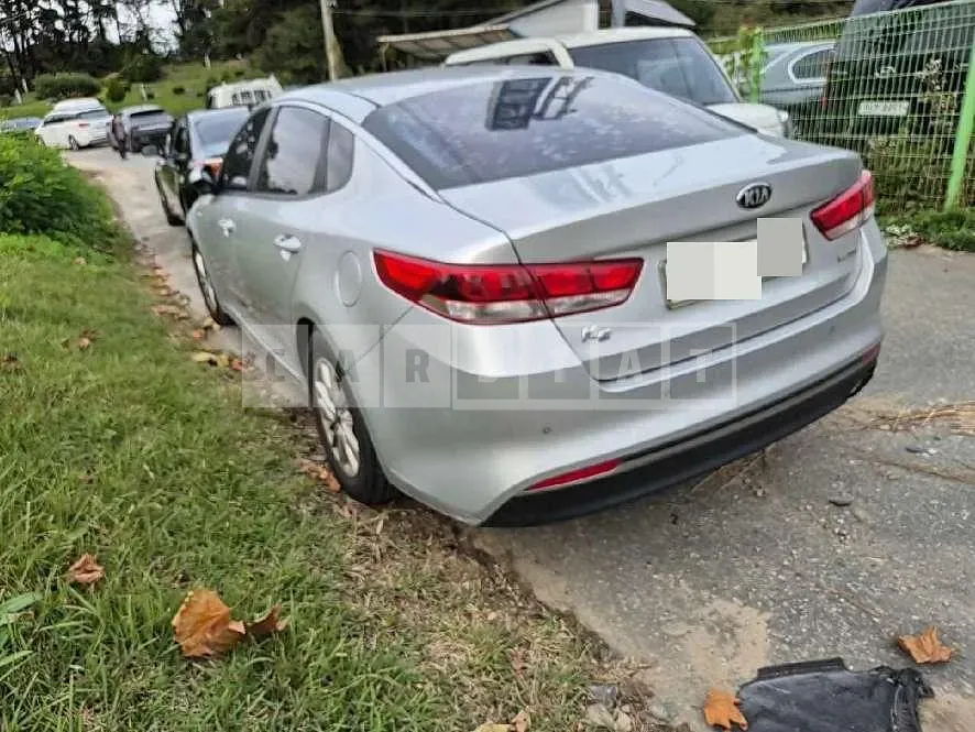 Photo 2 of 8: 2015 Kia K5 Diesel — Korean insurance auction
