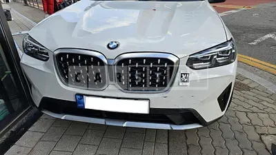 Photo 1 of 18: 2022 BMW X4 xDrive 20i, VIN WBA21DT08N9J98111 — Korean insurance auction