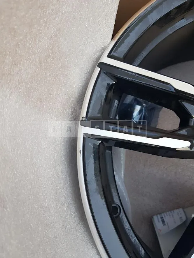 Photo 2 of 2: 2022 BMW (parts) M340i Wheels — Korean insurance auction