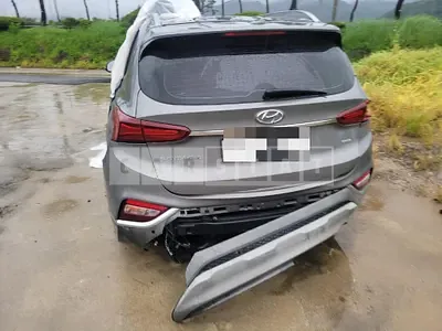 Photo 1 of 12: 2019 Hyundai Santa Fe TM 2.0T 4WD, VIN KMHS381BDLU227154 — Korean insurance auction