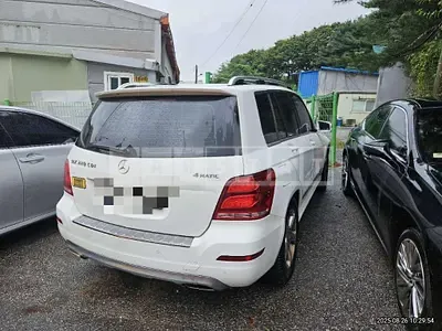 Photo 1 of 11: 2015 Mercedes-Benz GLK 220 CDI 4Matic — Korean insurance auction