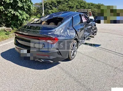 Photo 1 of 10: 2023 Kia K5 2.0 — Korean insurance auction