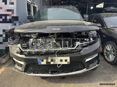 Photo 1 of 10: 2022 Jeep Zip Grand Cherokee 4XE — Korean insurance auction