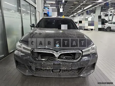 Photo 1 of 21: 2021 BMW 530i — Korean insurance auction