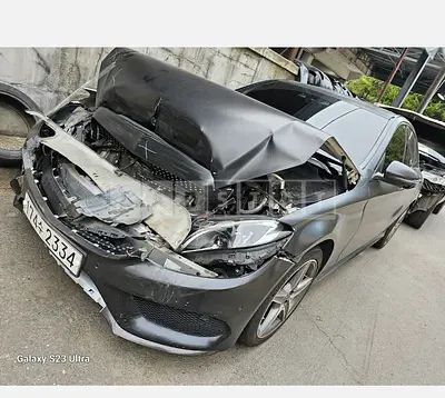 Photo 1 of 24: 2018 Mercedes-Benz C200 4Matic — Korean insurance auction