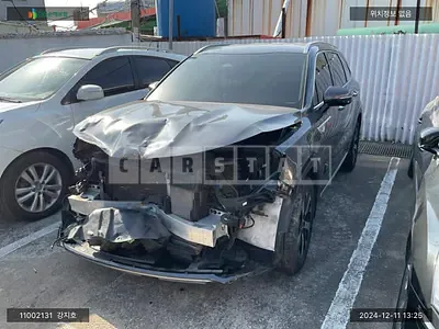 Photo 1 of 8: 2021 Kia Sorento, VIN KNARJ81FGMA111202 — Korean insurance auction