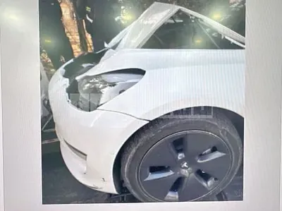 Photo 1 of 6: 2022 Tesla Model 3 LongRange, VIN 5YJ3E1EB9NF151121 — Korean insurance auction