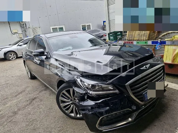 Photo 2 of 21: 2016 Genesis G80 3.3 — Korean insurance auction