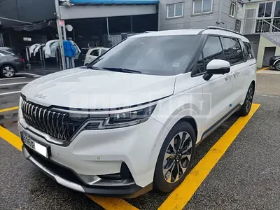 Photo 1 of 12: 2023 Kia Carnival, VIN KNANC81BBPS334095 — Korean insurance auction