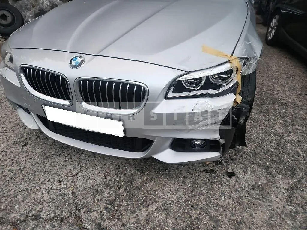 Photo 2 of 26: 2016 BMW 520d xDrive, VIN WBA5E7102GG564097 — Korean insurance auction