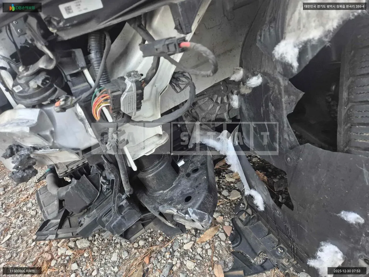 Photo 2 of 38: 2022 Kia Sorento Hybrid, VIN KNARF81GBNA126396 — Korean insurance auction
