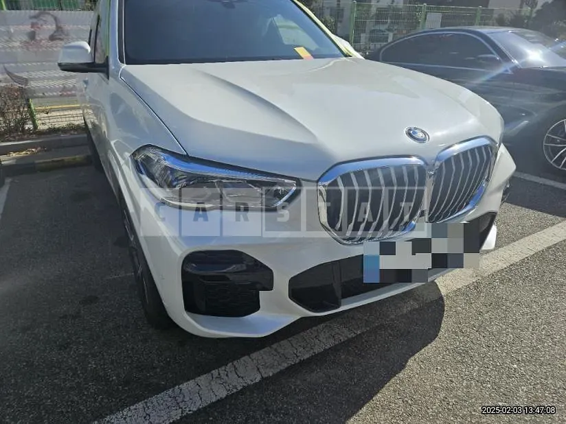 Photo 2 of 19: 2022 BMW X5 xDrive40i — Korean insurance auction