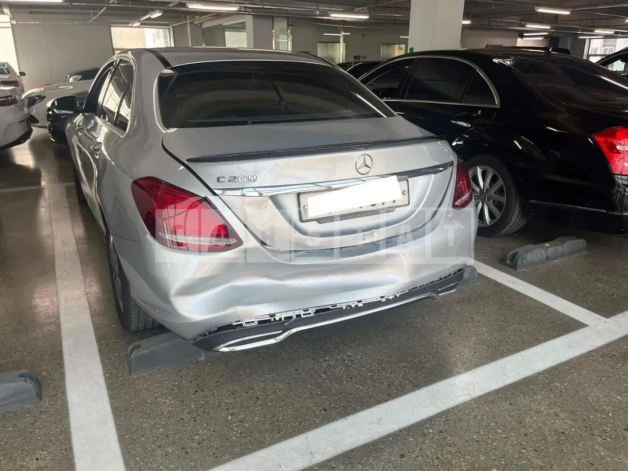 Photo 2 of 12: 2016 Mercedes-Benz C200, VIN WDDWF4CB1HF477967 — Korean insurance auction