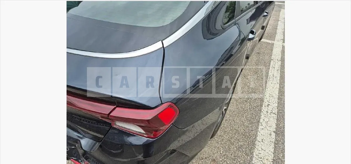 Photo 2 of 10: 2021 Kia K5 2.0 — Korean insurance auction