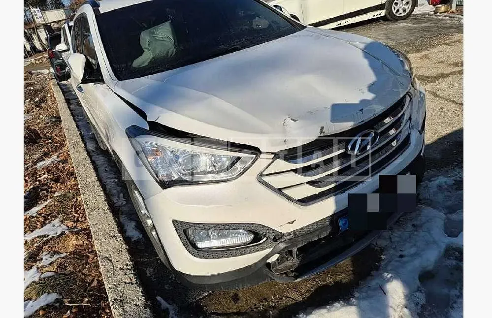Photo 2 of 16: 2014 Hyundai Santa Fe DM Diesel 2.0 4WD — Korean insurance auction