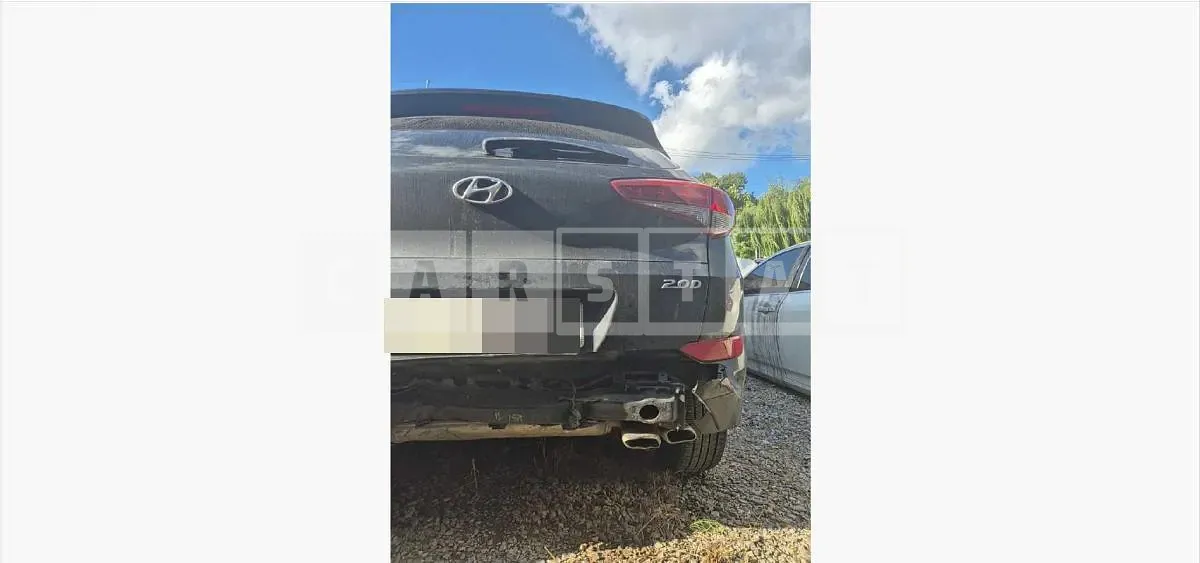 Photo 2 of 19: 2017 Hyundai Tucson TL — Korean insurance auction