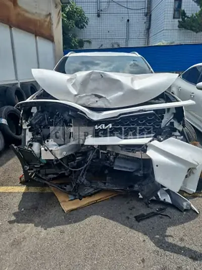 Photo 1 of 20: 2022 Kia Sorento, VIN KNARG81GBNA101511 — Korean insurance auction