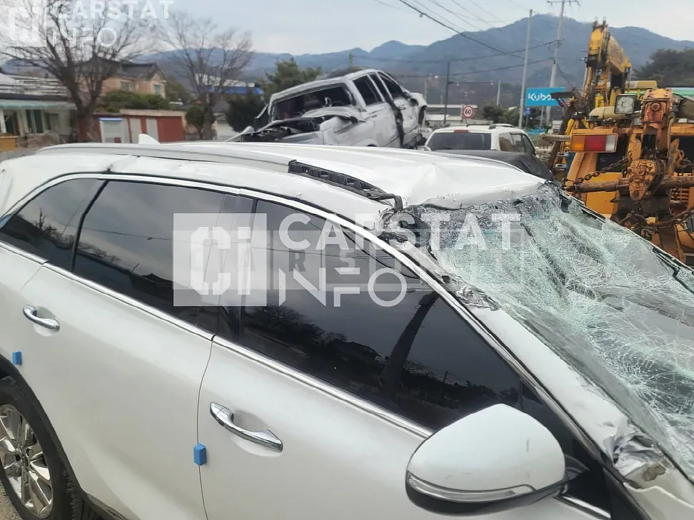 Photo 2 of 16: 2016 Kia Sorento 2.0, VIN KNAPS81ABHA279459 — Korean insurance auction