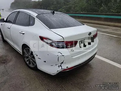 Photo 1 of 7: 2015 Kia K5 — Korean insurance auction