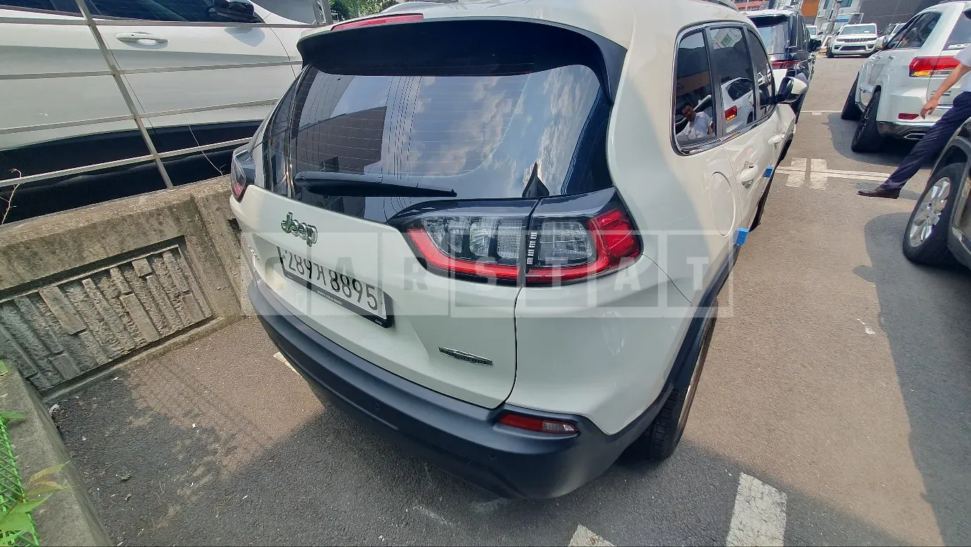 Photo 2 of 5: 2019 Jeep Zip Cherokee 2.4, VIN 1C4PJMCB4KD124963 — Korean insurance auction
