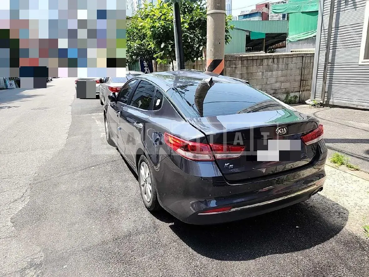 Photo 2 of 20: 2017 Kia K5 LPG, VIN KNAGS416BJA215540 — Korean insurance auction