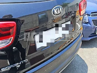 Photo 1 of 9: 2017 Kia Sorento 2.0, VIN KNAPS81ABHA336616 — Korean insurance auction