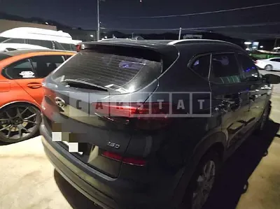 Photo 1 of 31: 2019 Hyundai Tucson TL, VIN KMHJ3817GKU064222 — Korean insurance auction