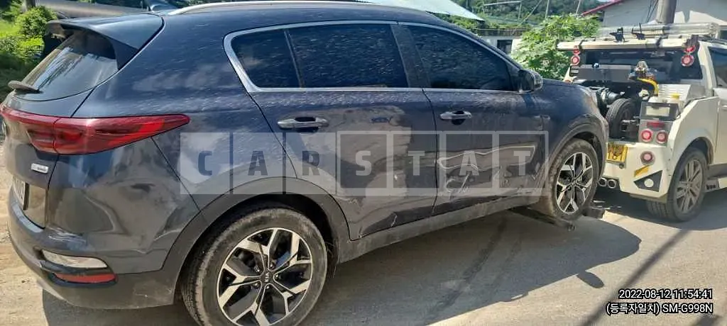 Photo 2 of 16: 2019 Kia Sportage, VIN KNAPN813BKK658261 — Korean insurance auction