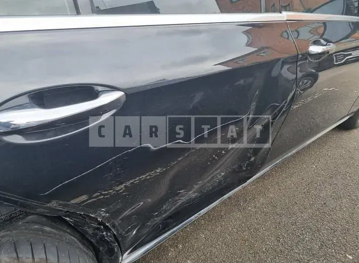 Photo 2 of 25: 2021 Mercedes-Benz E300 e 4Matic, VIN W1KZF5EB1MA956526 — Korean insurance auction