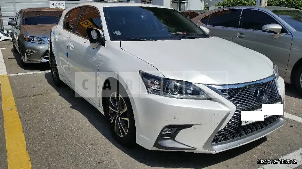 Photo 2 of 50: 2020 Lexus CT200h — Korean insurance auction