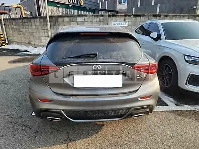 Photo 1 of 16: 2019 Infiniti Q30 — Korean insurance auction