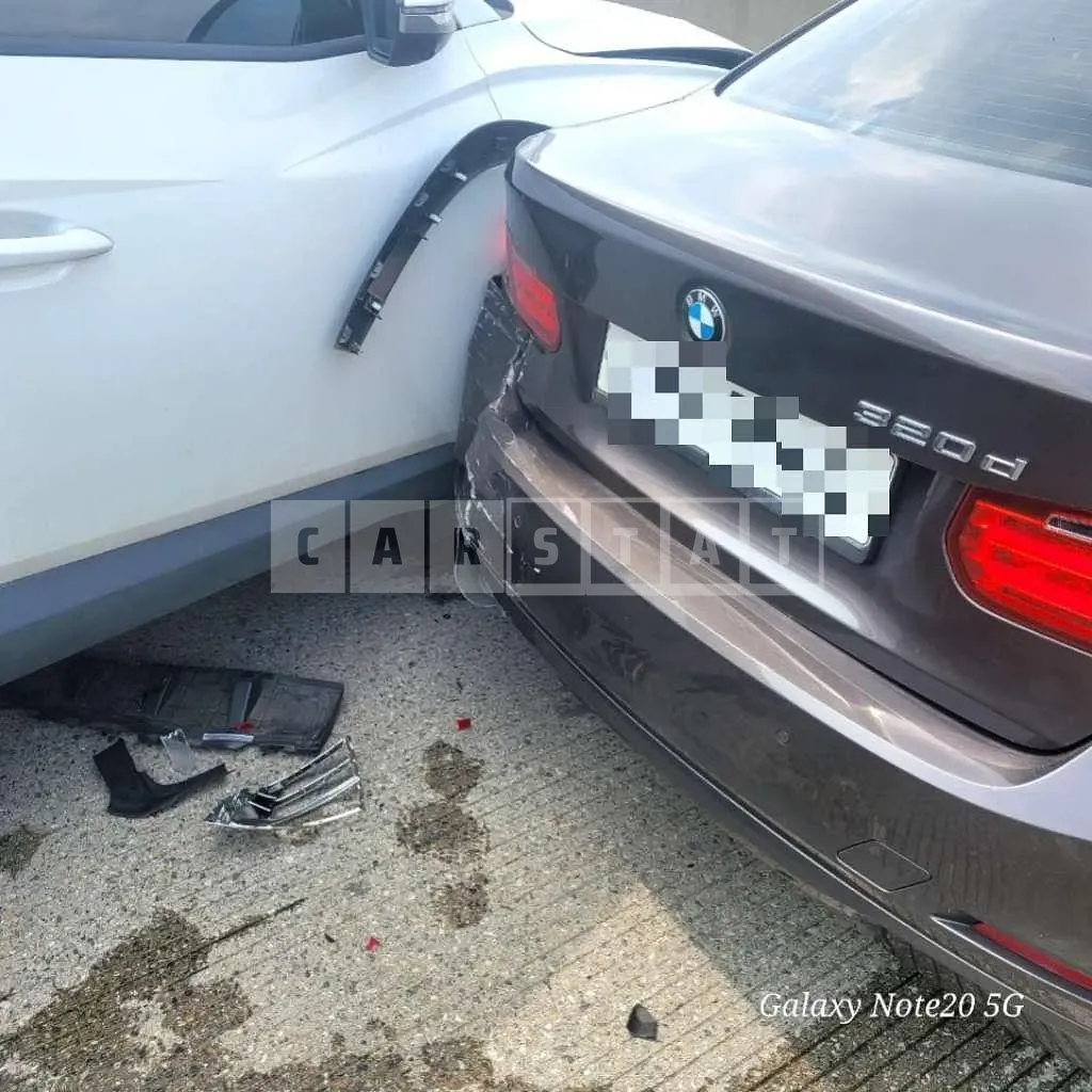 Photo 2 of 16: 2015 BMW 320d EfficientDynamics Edi — Korean insurance auction