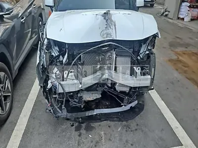 Photo 1 of 35: 2024 Hyundai Santa Fe — Korean insurance auction